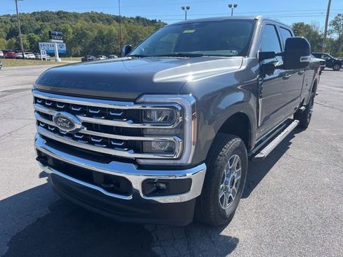 New 2026 Ford F350 Lariat w/ FX4 Off-Road Package image 10