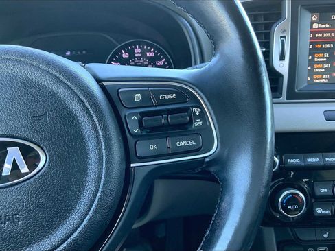 Used 2018 Kia Sportage EX w/ EX Premium Package image 24