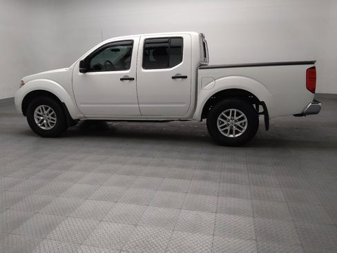 Used 2019 Nissan Frontier SV RWD image 3