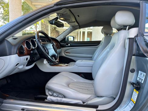 Used 2003 Jaguar XK8 Convertible image 16