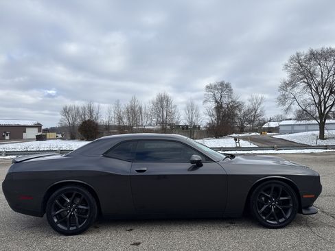 Used 2019 Dodge Challenger GT w/ Blacktop Package image 2