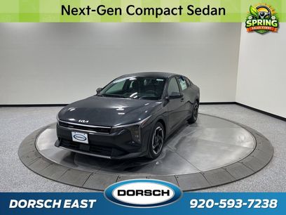 New 2026 Kia K4 EX