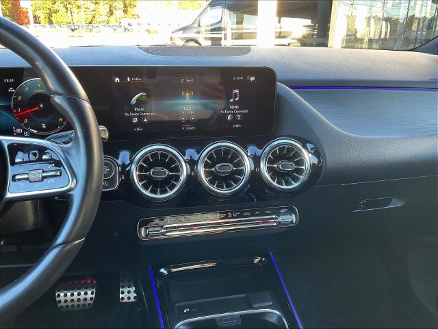 Certified 2023 Mercedes-Benz GLA 250 4MATIC image 11