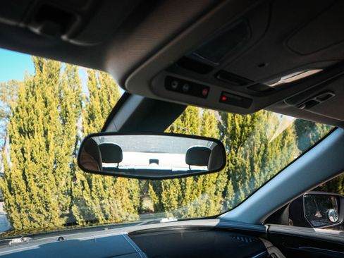 Used 2018 Chevrolet Impala LS image 27