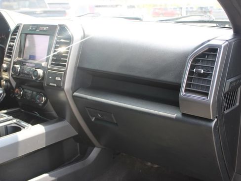 Used 2020 Ford F150 XLT w/ Equipment Group 302A Luxury AWD/4WD image 36