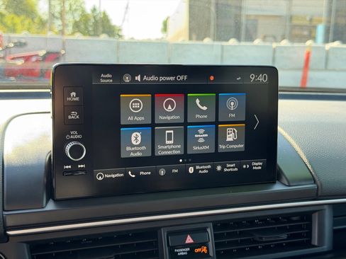 Used 2025 Honda Pilot Black Edition image 25