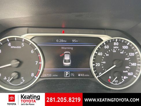 Used 2025 Nissan Sentra SV FWD image 10