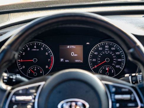 Used 2019 Kia Optima EX w/ EX Premium Package image 18