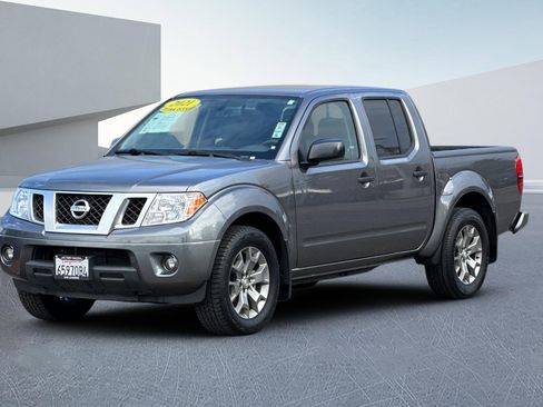 Used 2021 Nissan Frontier SV image 9