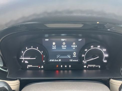 Used 2021 Lincoln Corsair Standard w/ Premium Package image 38