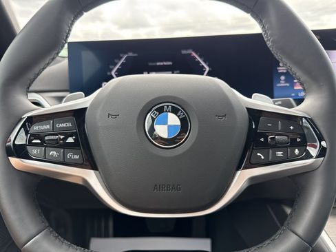 Used 2025 BMW 330i xDrive Sedan AWD/4WD image 20