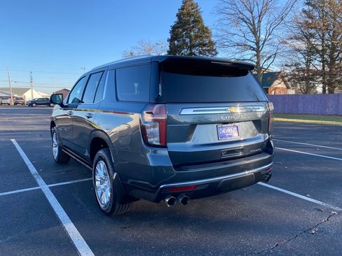 Used 2021 Chevrolet Tahoe Premier w/ Premium Package image 5