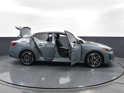 Used 2024 Nissan Sentra SR image 37