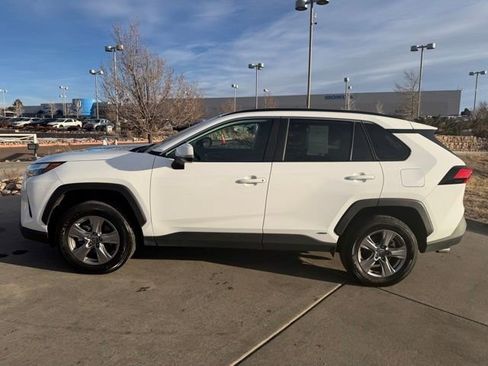 Used 2025 Toyota RAV4 XLE image 4