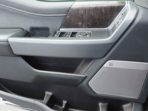 Used 2021 Ford F150 Lariat w/ Equipment Group 502A High image 17