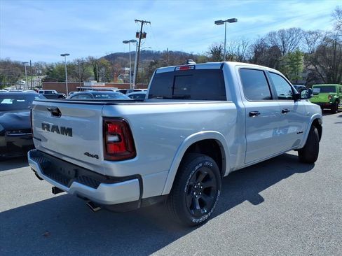 New 2026 RAM 1500 Big Horn AWD/4WD image 4