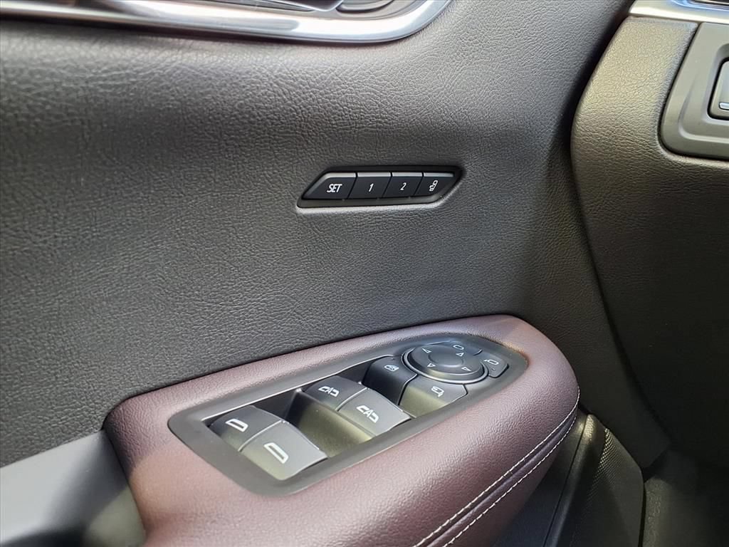Used 2021 Cadillac XT6 Premium Luxury FWD image 33