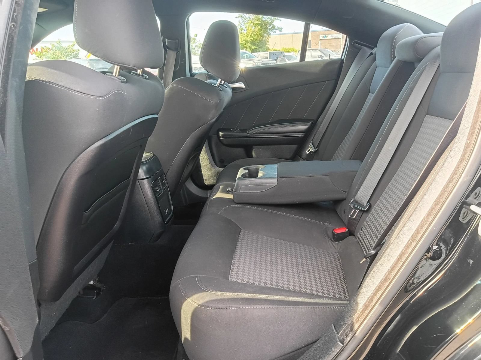 Used 2019 Dodge Charger R/T w/ Blacktop Package RWD image 17