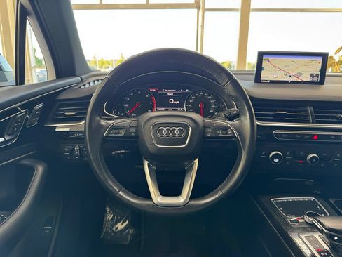 Used 2018 Audi Q7 3.0T Premium AWD/4WD image 35