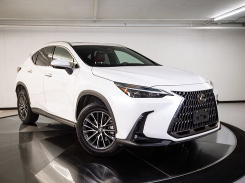 Used 2023 Lexus NX 350 AWD image 3