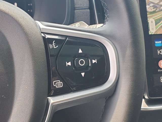 Certified 2025 Volvo XC90 B5 Ultra AWD/4WD image 21