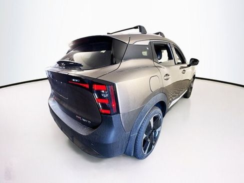 New 2026 Nissan Kicks SR w/ Cold Weather Package AWD/4WD image 5