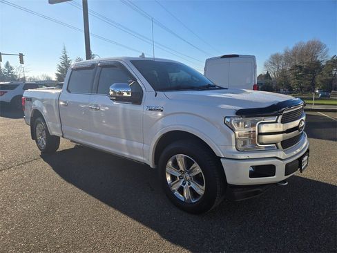 Used 2019 Ford F150 Platinum w/ Equipment Group 701A Luxury image 3