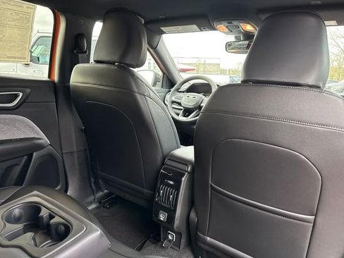 New 2026 Jeep Compass Latitude image 23