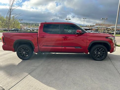 Used 2024 Toyota Tundra Platinum AWD/4WD image 10