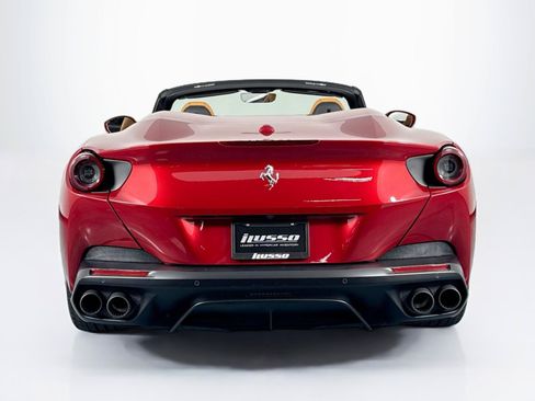 Used 2019 Ferrari Portofino RWD image 7