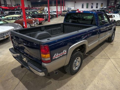 Used 2000 Chevrolet Silverado 2500 LS w/ Firm Ride Suspension Pkg image 17