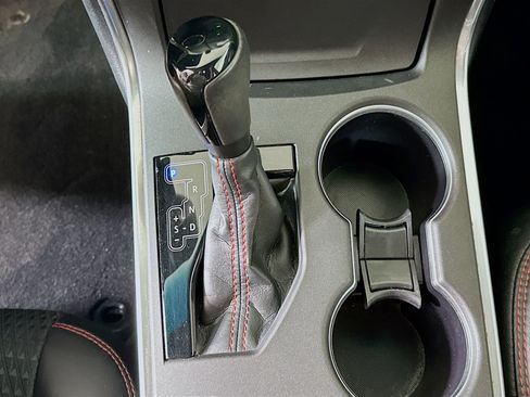 Used 2015 Toyota Camry SE FWD image 23