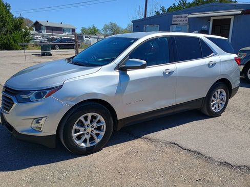 Used 2019 Chevrolet Equinox LT image 1