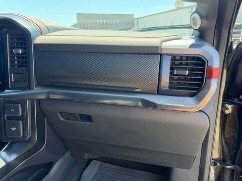 Used 2025 Ford F150 Raptor AWD/4WD image 33