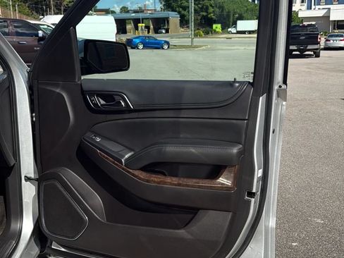 Used 2016 Chevrolet Tahoe LS RWD image 12