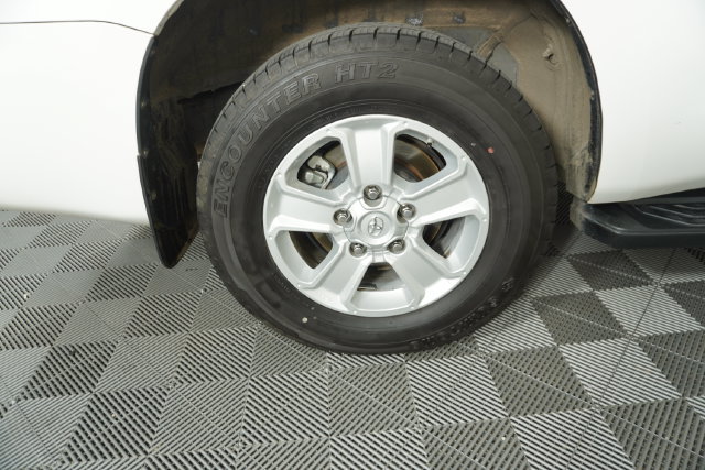 Used 2019 Toyota Sequoia SR5 AWD/4WD image 14