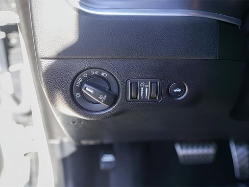 Used 2021 Dodge Charger Scat Pack image 18