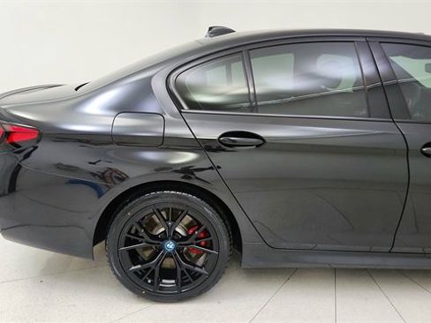 Used 2023 BMW 530e 530e iPerformance w/ M Sport Package image 12