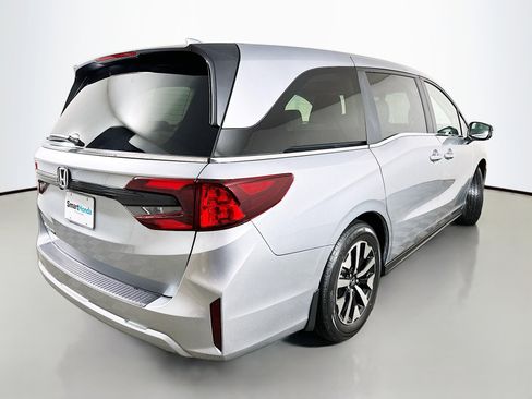 New 2026 Honda Odyssey EX-L image 7