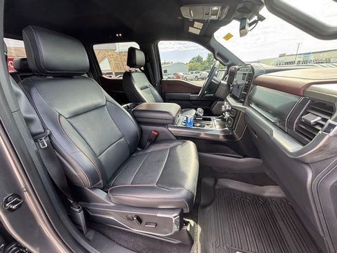 Used 2023 Ford F150 Lariat image 9