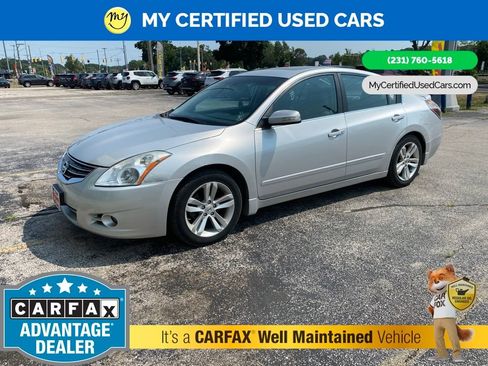 Used 2012 Nissan Altima 3.5 SR w/ Sport Pkg FWD image 1