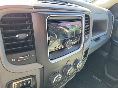 Used 2017 RAM 1500 Express image 17