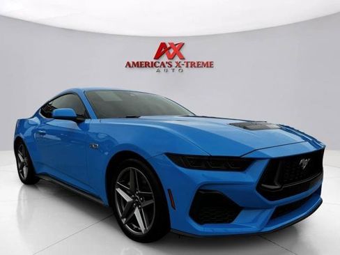 Used 2025 Ford Mustang GT RWD image 8