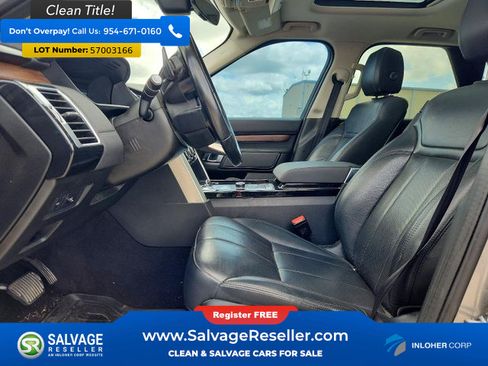 Used 2018 Land Rover Discovery HSE AWD/4WD image 9