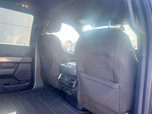 Certified 2022 Ford F150 XLT w/ Equipment Group 302A High image 31