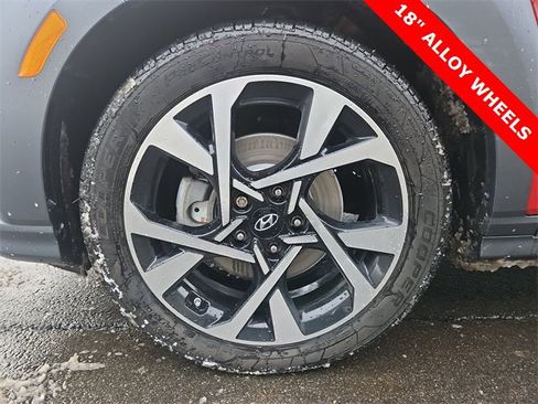 Used 2022 Hyundai Kona Limited image 32