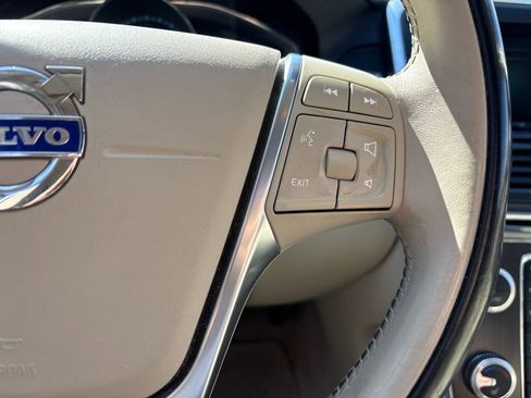 Used 2015 Volvo XC60 T5 Platinum image 20
