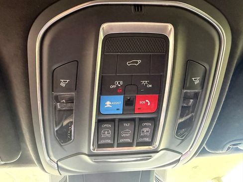 Used 2025 Jeep Wagoneer S Launch Edition AWD/4WD image 55