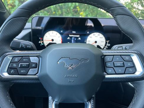 New 2025 Ford Mustang Premium image 18