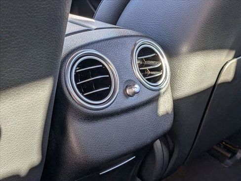 Certified 2022 Mercedes-Benz E 350 4MATIC Sedan image 20